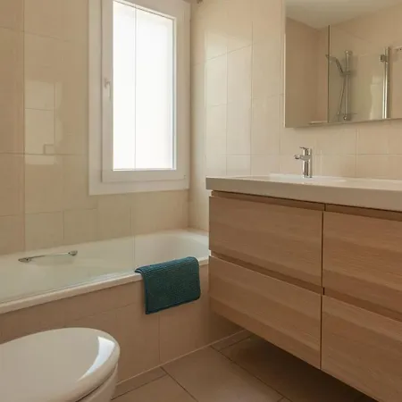 Sleeps 7 Pool *