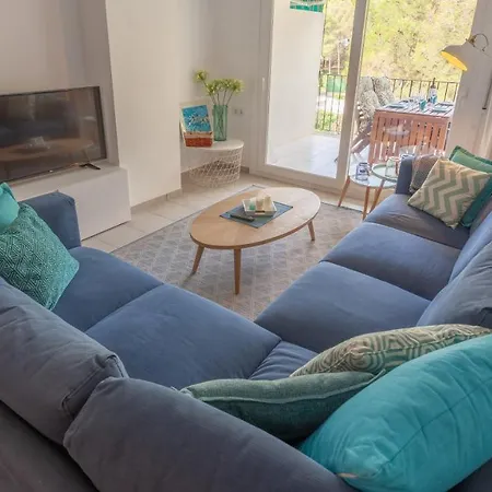 Sleeps 7 Pool Апартаменты Тамариу