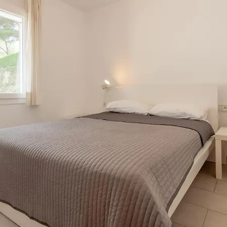Sleeps 7 Pool Тамариу
